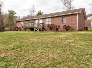31289 Amherst Cir, Glade Spring, VA 24340