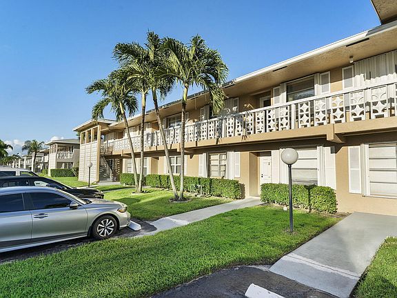 2nd image of 1050 Citrus Way APT 202