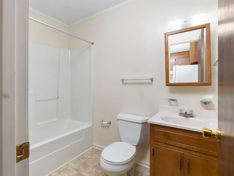 815 Western Rd #4 — Photo 11
