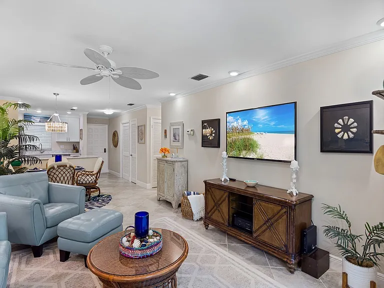 800 Coquina Ln #205 — Photo 3