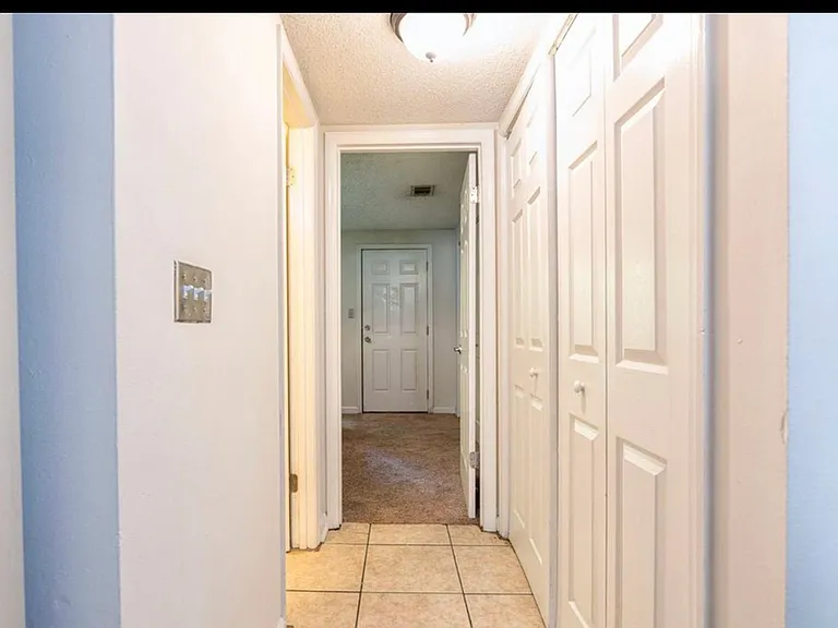 2400 Sandpiper St — Photo 7