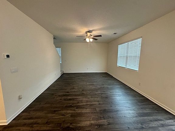 4th image of 253 Canberra Way
