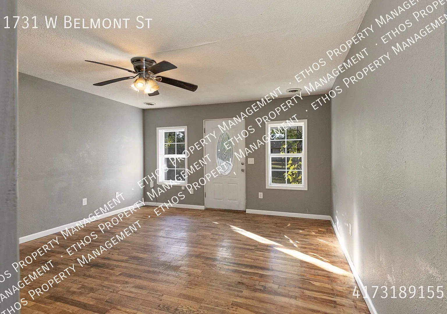 Available now!! 3 bed 1 bath with a large yard in Springfield, MO!! — Photo 3