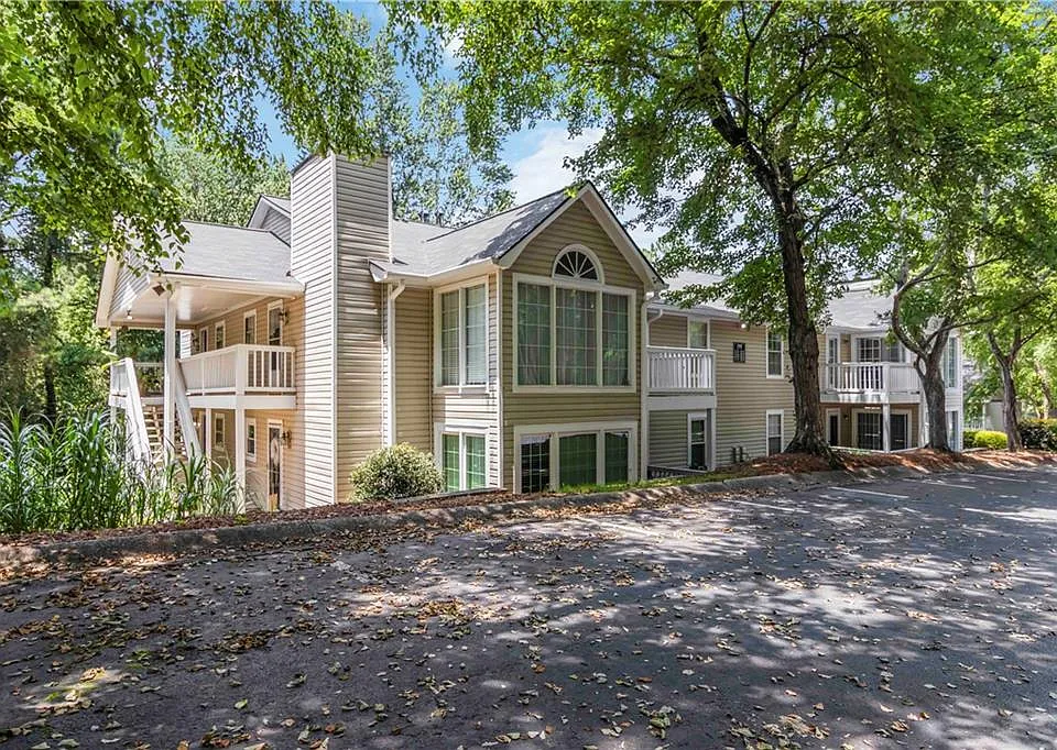 1901 Countryside Pl SE
