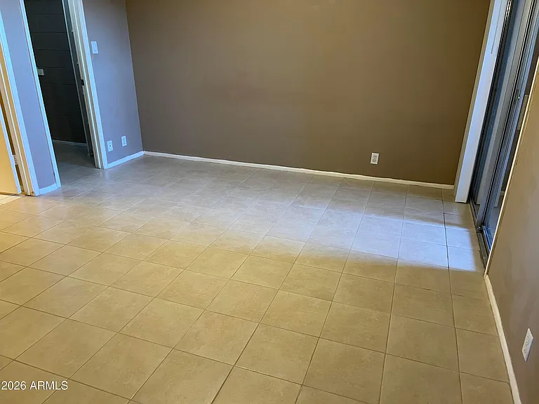 501 W Yukon Dr #4 — Photo 18
