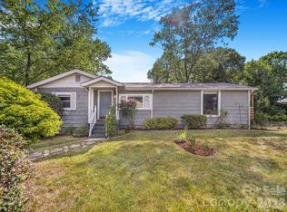 105 Smith Graveyard Rd, Asheville, NC 28806