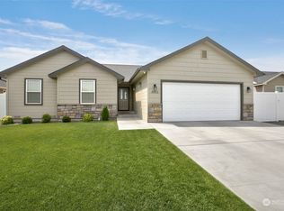 5902 Whitman St, Yakima, WA 98903