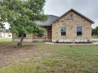 105 W Oak Loop, Cedar Creek, TX 78612