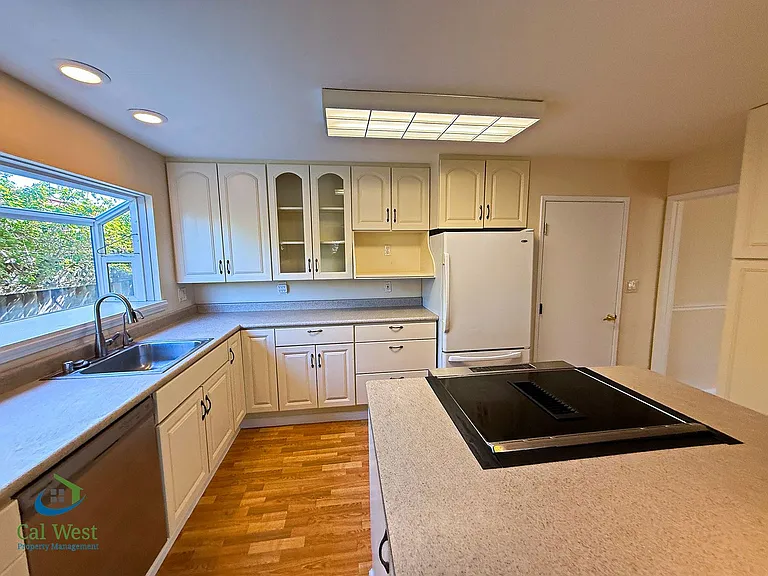 5331 Rimwood Dr — Photo 17