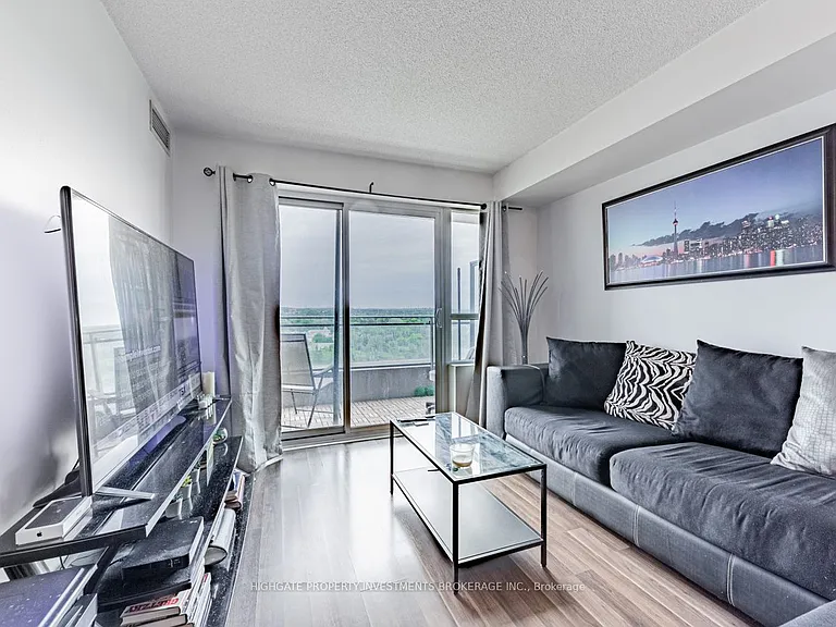 1235 Bayly St #907 — Photo 16