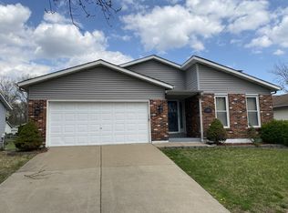1331 Taos Dr, Saint Louis, MO 63138