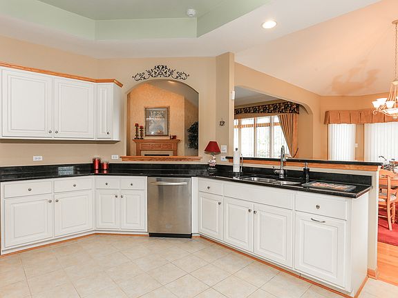 5th image of 10808 Deer Point Dr