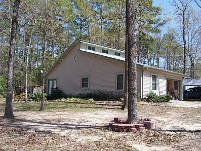 1st image of 137 Brook Hollow Ln