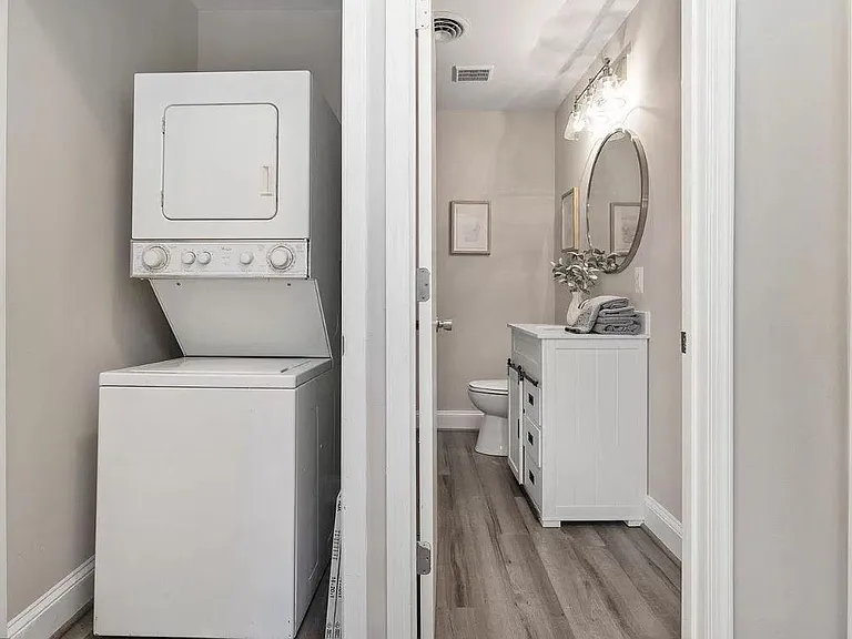 1325 Donald Ave — Photo 12