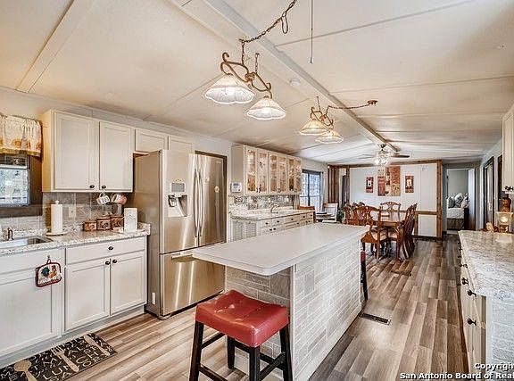 Awesome updated kitchen!