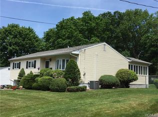 15 Wiles Dr, Stony Pt, NY 10980