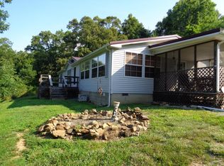 1550 Sergeant Rd, Carrier Mills, IL 62917