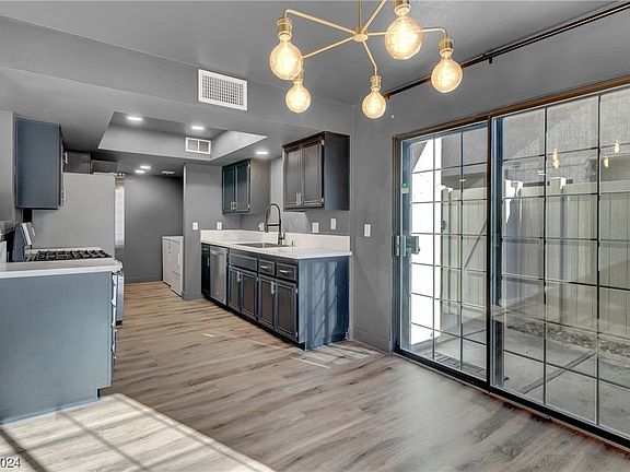 5th image of 2115 Pine Breeze Ln #0