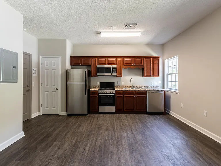 202 Darsey Rd — Photo 10