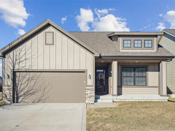 708 Plum St NW, Bondurant, IA 50035