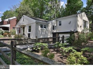 116 Hilltop Rd, Philadelphia, PA 19118