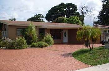2nd image of 3110 SW 18th St