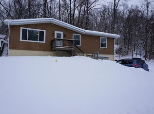 105 Amy Dr, Muscatine, IA 52761