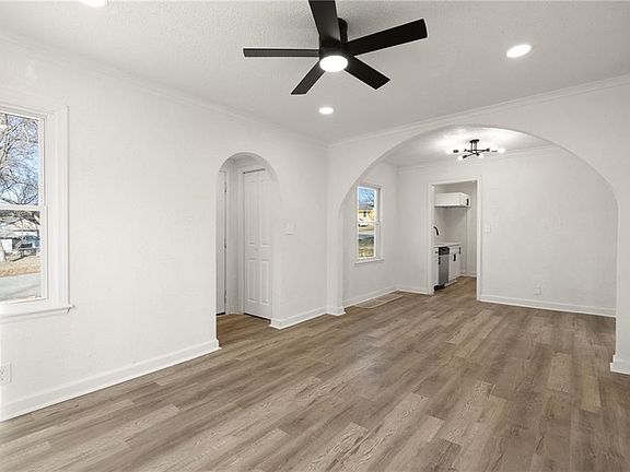 3rd image of 10515 E Lake Dr