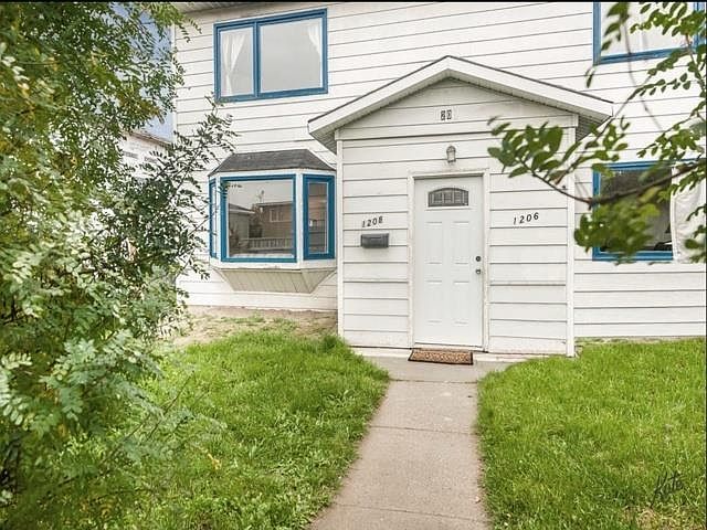 1st image of 1206/1208 Kennicott Ave