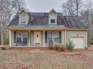 1022 White Bluff Rd, White Bluff, TN 37187