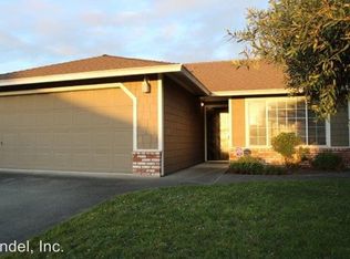 3203 J St, Eureka, CA 95503