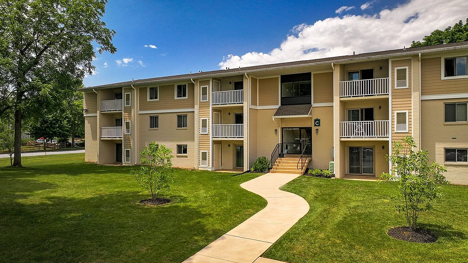 Caln East Apartments — Photo 1