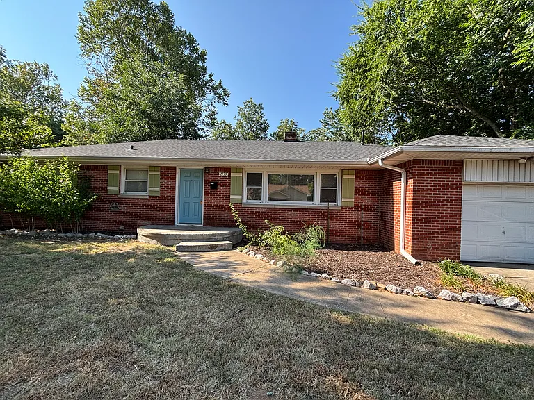 1230 Caddell Ln — Photo 1