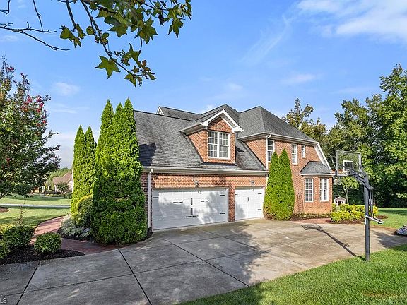 4th image of 6232 McKibbin Cir