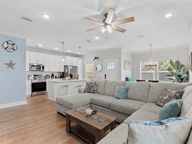 21306 Pompano Ave — Photo 5