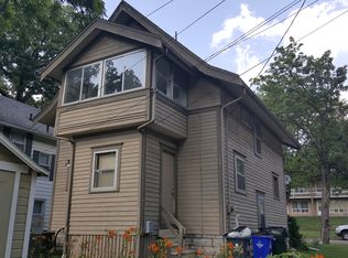 319 18th St NE, Cedar Rapids, IA 52402