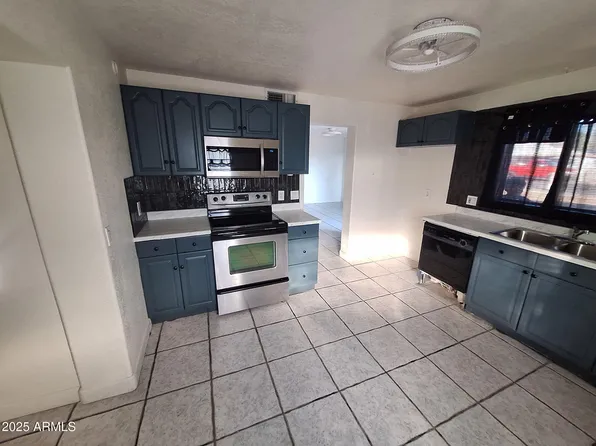 757 E 2ND Street, Mesa, AZ 85203