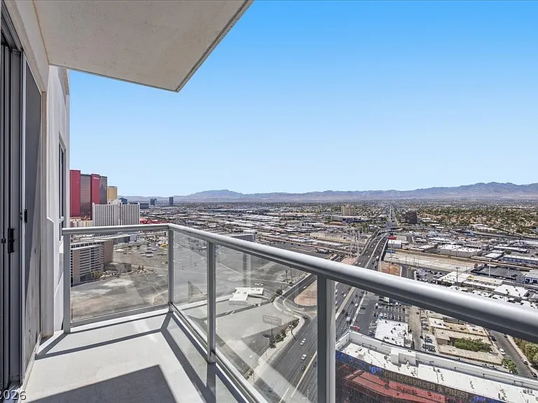 200 W Sahara Ave #3201 — Photo 8