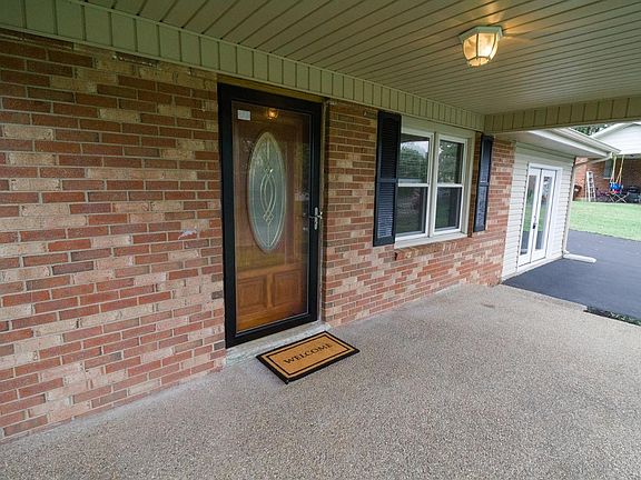 4th image of 129 Southdale Dr