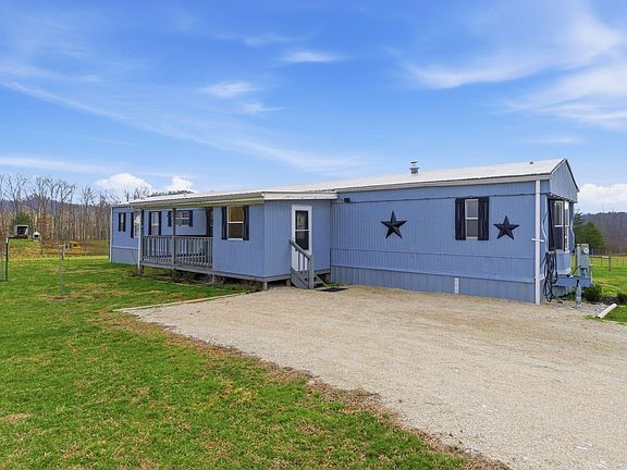 2nd image of 785 Clear Creek Rd