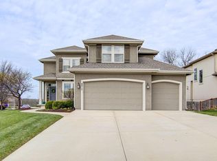 8012 Apache Rd, Lenexa, KS 66227