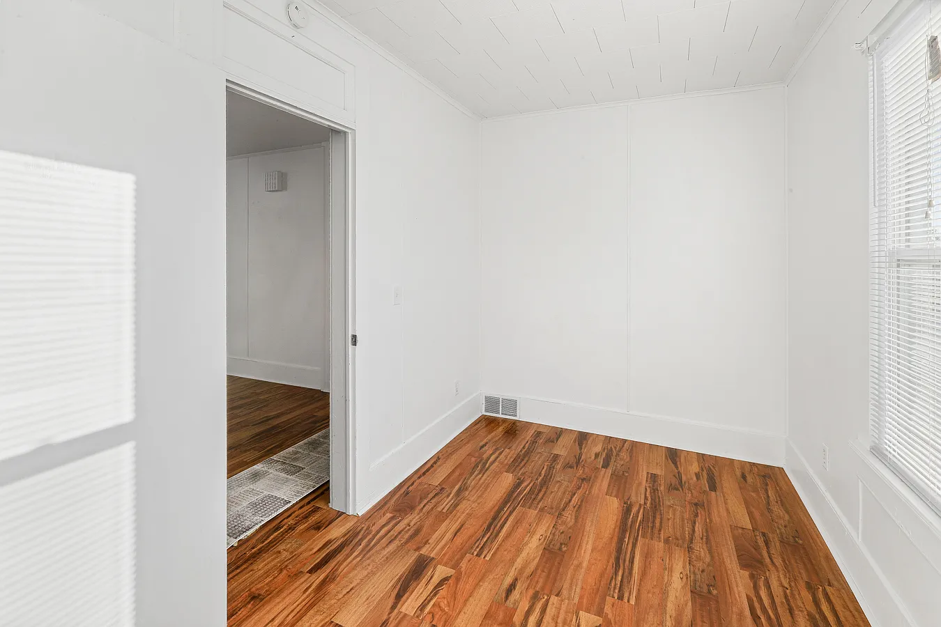 2 bed, 850 sqft, $900 — Photo 4