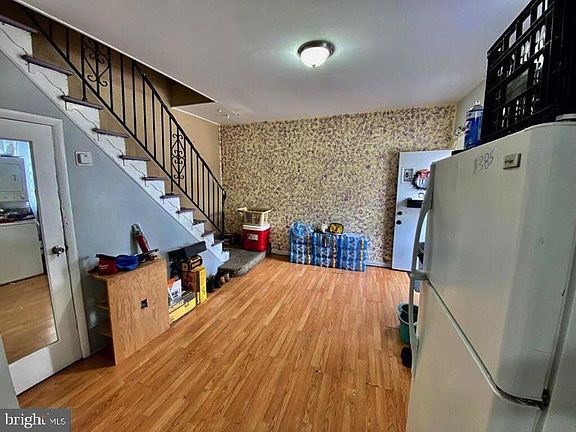 4th image of 812 McKean St