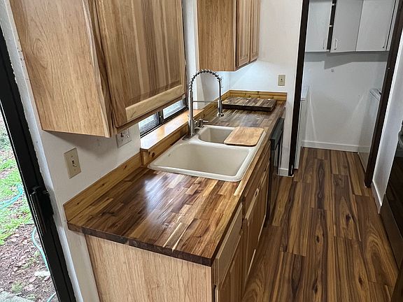 3rd image of 4719 S 321st St
