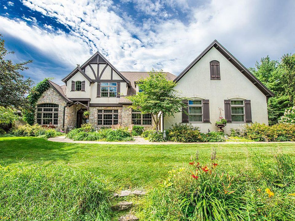 W5003 Cobblestone Rd, Walworth, WI 53184 MLS 1806039 Zillow