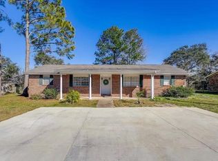 127 Shirley Dr, Gulf Breeze, FL 32561