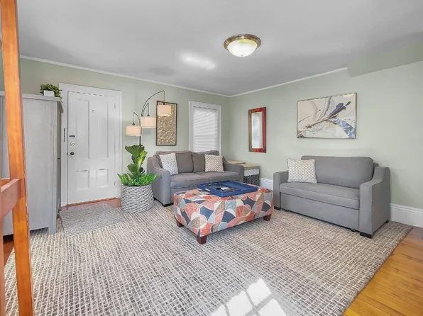 18 Watson St #Id1045453p, Marblehead, MA 01945