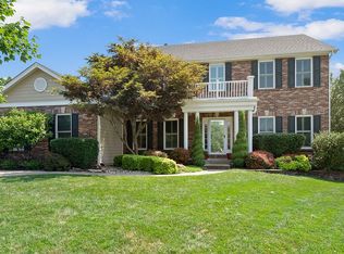 1101 Wilderness Bluff Ct, Chesterfield, MO 63005