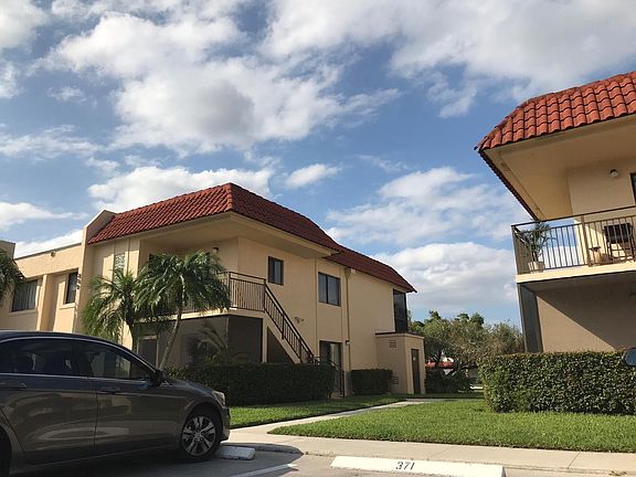 2nd image of 16461 Blatt Blvd APT 204