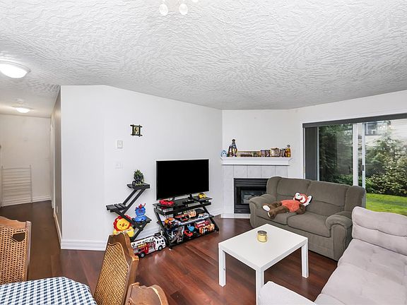 3rd image of 3008 Washington Ave #104
